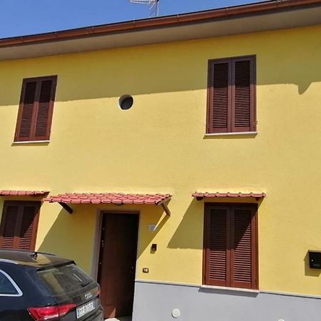 Enza'S Petite Maison Santa Croce sullʼ Arno Exterior foto
